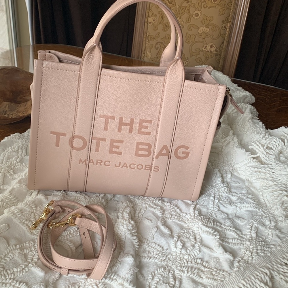Marc Jacobs THE TOTE pink leather bag